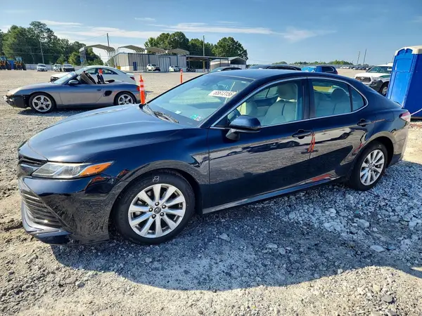 4T1B11HK0KU737028 2019 TOYOTA CAMRY - Image 1