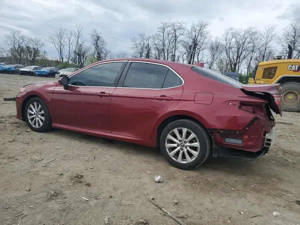 4T1B11HK0KU740365 2019 TOYOTA CAMRY - Image 2