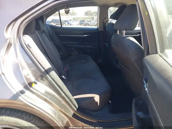 4T1B11HK0KU740690 2019 TOYOTA CAMRY - Image 8