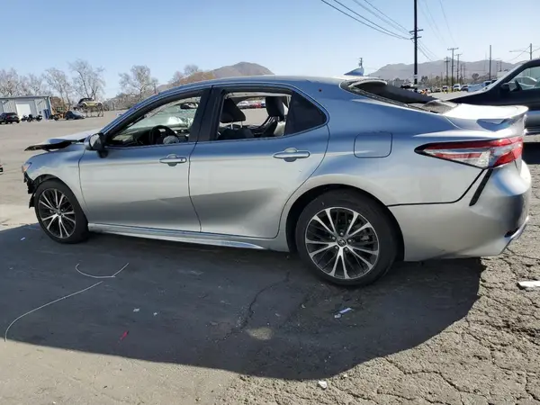 4T1B11HK0KU745338 2019 TOYOTA CAMRY - Image 2