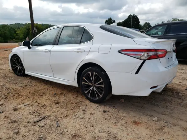 4T1B11HK0KU746201 2019 TOYOTA CAMRY - Image 2