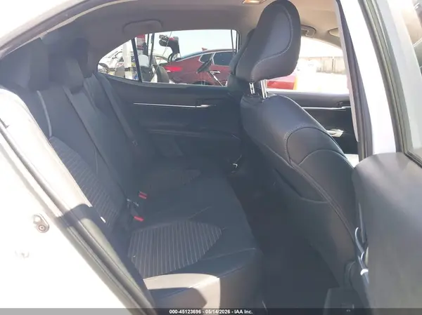 4T1B11HK0KU748661 2019 TOYOTA CAMRY - Image 8