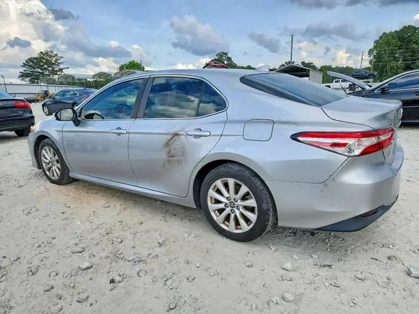 4T1B11HK0KU751446 2019 TOYOTA CAMRY - Image 2