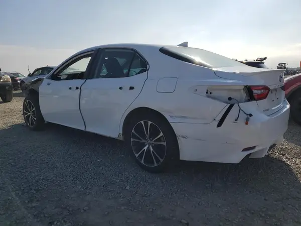 4T1B11HK0KU752256 2019 TOYOTA CAMRY - Image 2
