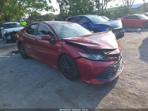 4T1B11HK0KU753133 2019 TOYOTA CAMRY - Image 1