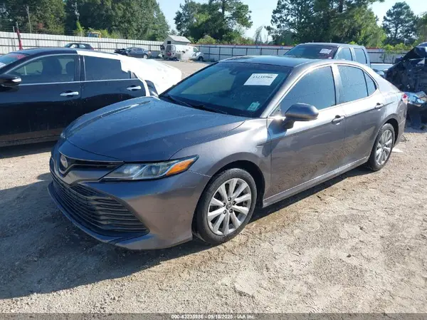 4T1B11HK0KU753889 2019 TOYOTA CAMRY - Image 2