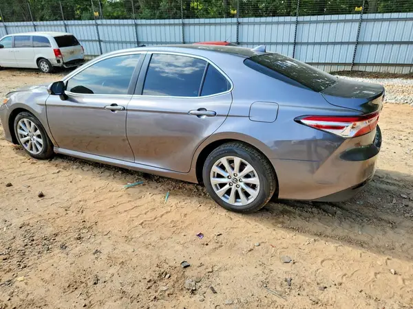 4T1B11HK0KU753939 2019 TOYOTA CAMRY - Image 2