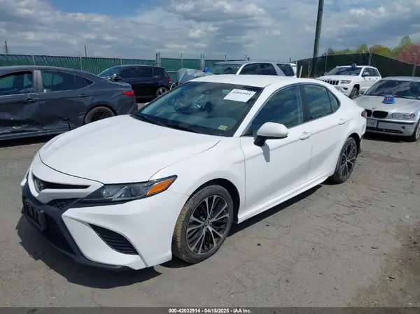 4T1B11HK0KU754797 2019 TOYOTA CAMRY - Image 2