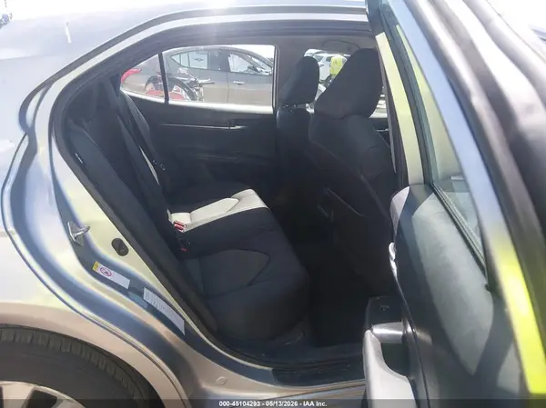 4T1B11HK0KU755318 2019 TOYOTA CAMRY - Image 8