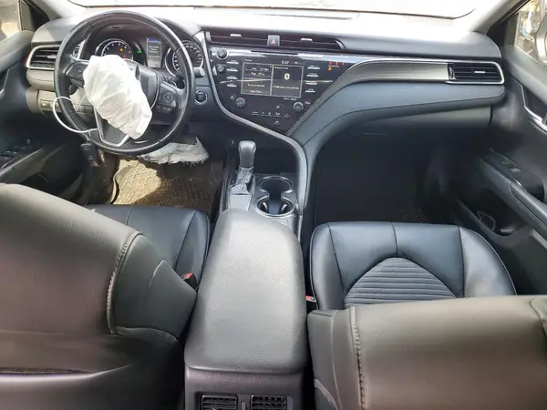 4T1B11HK0KU758221 2019 TOYOTA CAMRY - Image 8