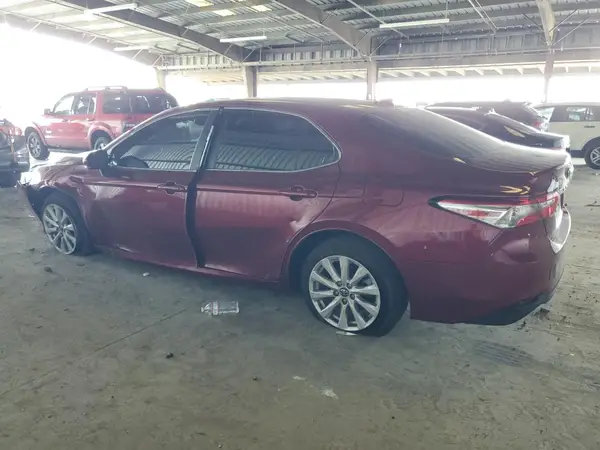 4T1B11HK0KU761393 2019 TOYOTA CAMRY - Image 2