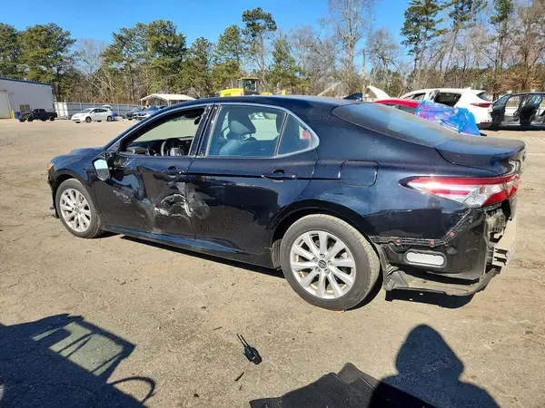 4T1B11HK0KU762141 2019 TOYOTA CAMRY - Image 2