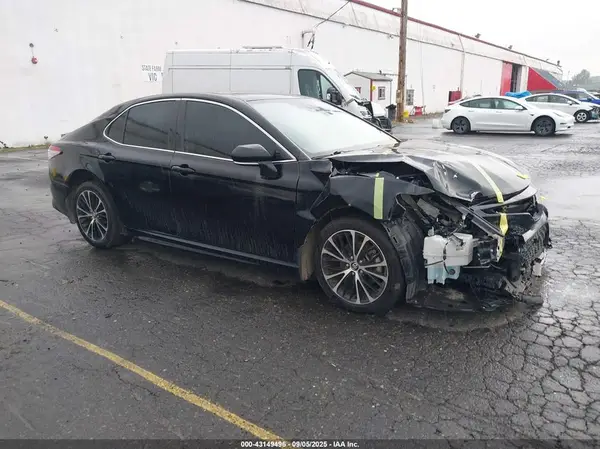 4T1B11HK0KU765542 2019 TOYOTA CAMRY - Image 1