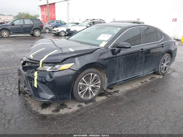 4T1B11HK0KU765542 2019 TOYOTA CAMRY - Image 2