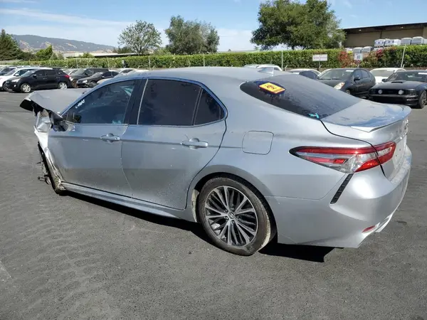 4T1B11HK0KU766738 2019 TOYOTA CAMRY - Image 2