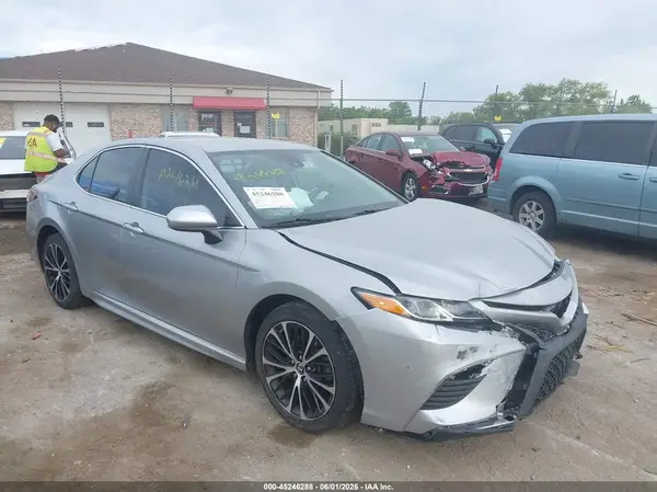 4T1B11HK0KU766870 2019 TOYOTA CAMRY - Image 1