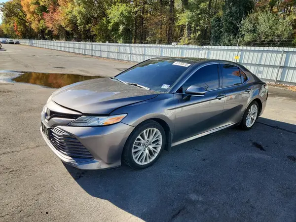 4T1B11HK0KU768263 2019 TOYOTA CAMRY - Image 1