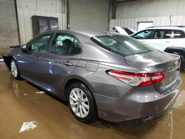 4T1B11HK0KU771549 2019 TOYOTA CAMRY - Image 2