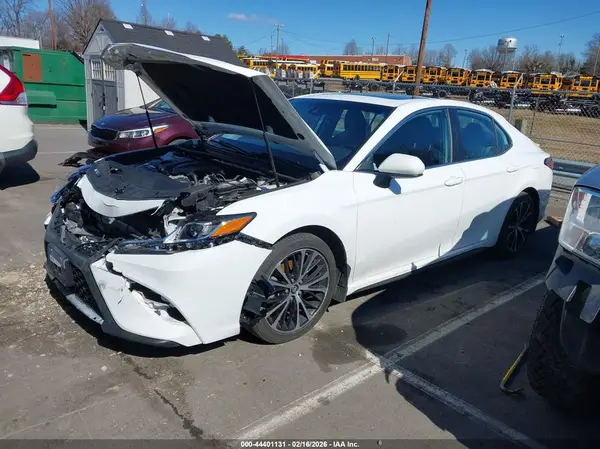 4T1B11HK0KU782860 2019 TOYOTA CAMRY - Image 2