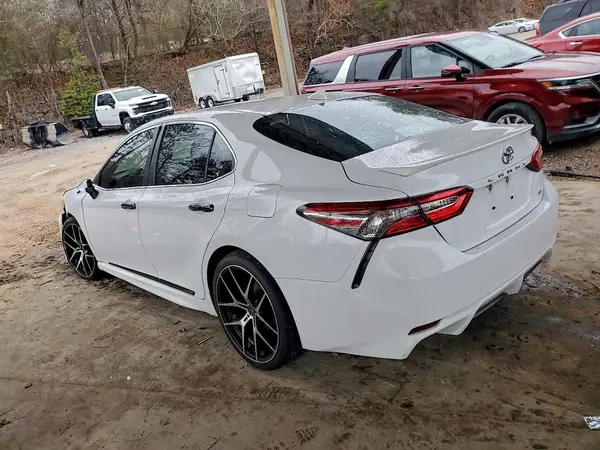 4T1B11HK0KU783023 2019 TOYOTA CAMRY - Image 2