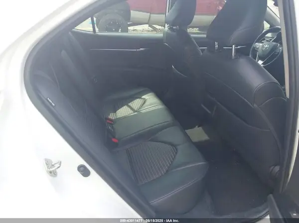 4T1B11HK0KU784527 2019 TOYOTA CAMRY - Image 8