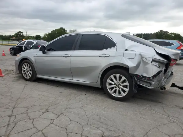 4T1B11HK0KU784785 2019 TOYOTA CAMRY - Image 2