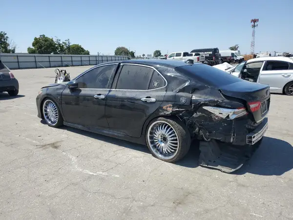 4T1B11HK0KU787041 2019 TOYOTA CAMRY - Image 2