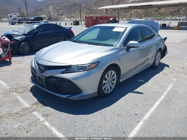 4T1B11HK0KU787072 2019 TOYOTA CAMRY - Image 2