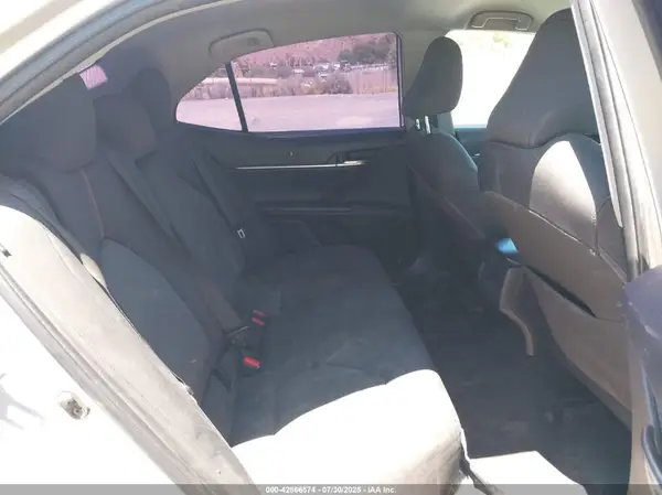 4T1B11HK0KU787072 2019 TOYOTA CAMRY - Image 8