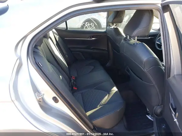 4T1B11HK0KU787685 2019 TOYOTA CAMRY - Image 8