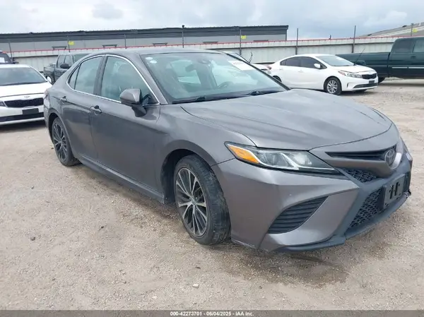 4T1B11HK0KU787945 2019 TOYOTA CAMRY - Image 1