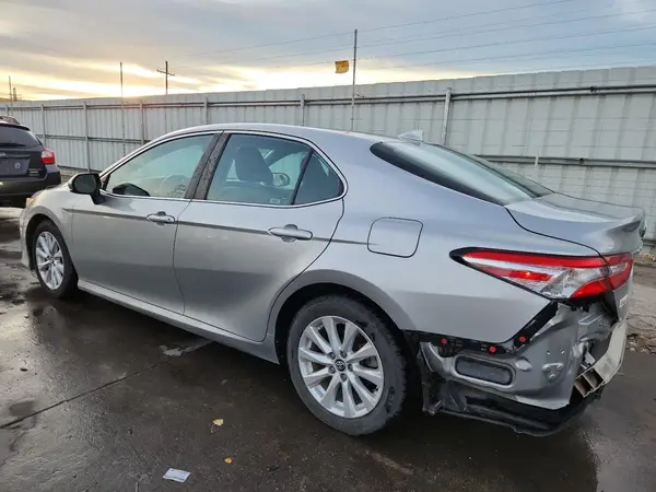 4T1B11HK0KU789209 2019 TOYOTA CAMRY - Image 2