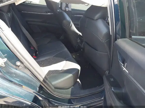 4T1B11HK0KU790070 2019 TOYOTA CAMRY - Image 4