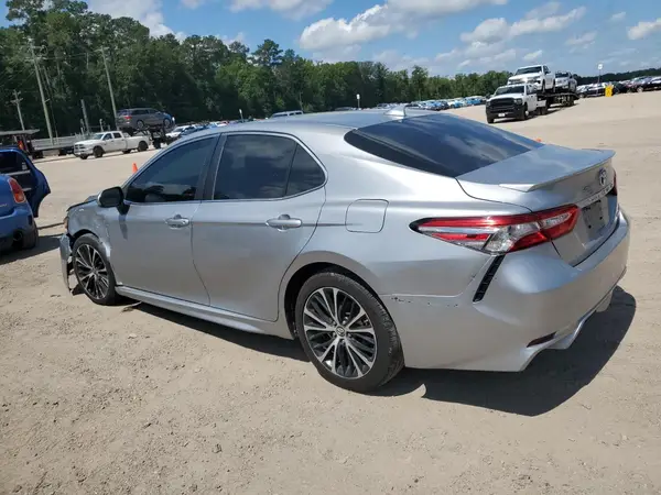 4T1B11HK0KU797049 2019 TOYOTA CAMRY - Image 2