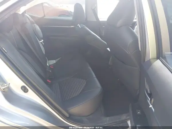 4T1B11HK0KU797424 2019 TOYOTA CAMRY - Image 8