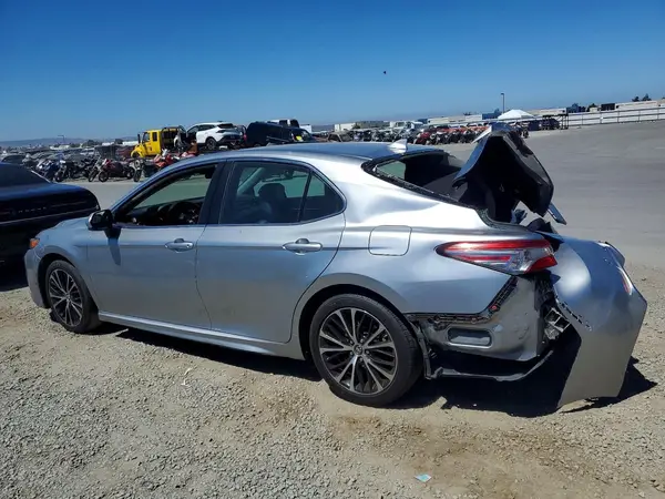 4T1B11HK0KU805781 2019 TOYOTA CAMRY - Image 2