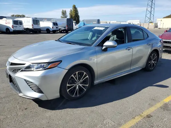 4T1B11HK0KU808048 2019 TOYOTA CAMRY - Image 1