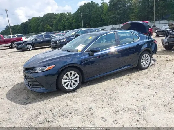 4T1B11HK0KU808129 2019 TOYOTA CAMRY - Image 2