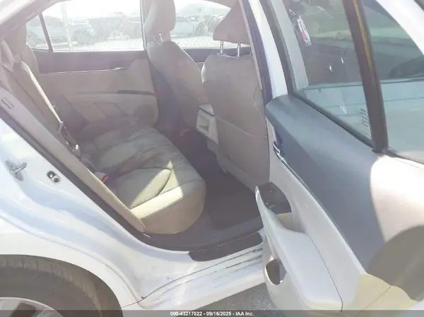 4T1B11HK0KU809393 2019 TOYOTA CAMRY - Image 8