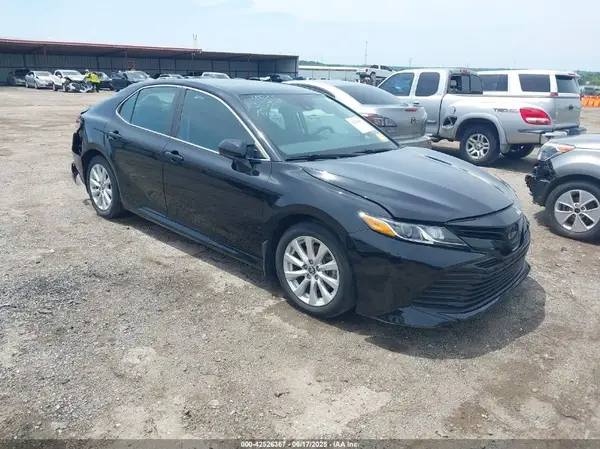 4T1B11HK0KU809958 2019 TOYOTA CAMRY - Image 1