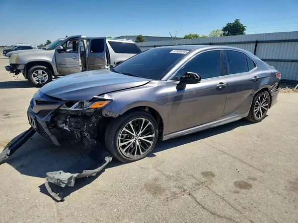 4T1B11HK0KU810057 2019 TOYOTA CAMRY - Image 1