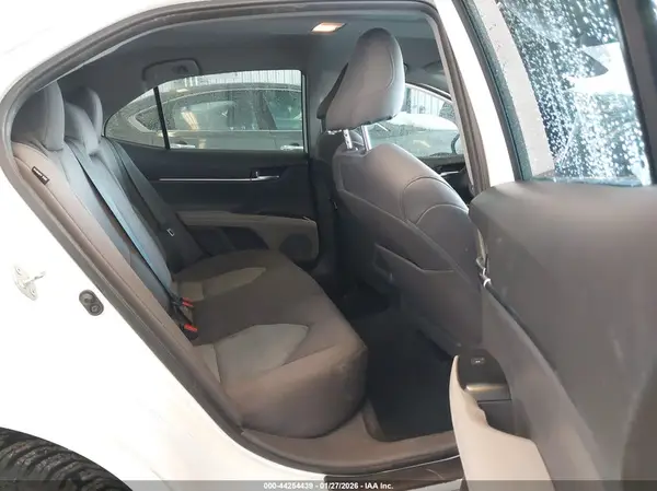 4T1B11HK0KU810186 2019 TOYOTA CAMRY - Image 8