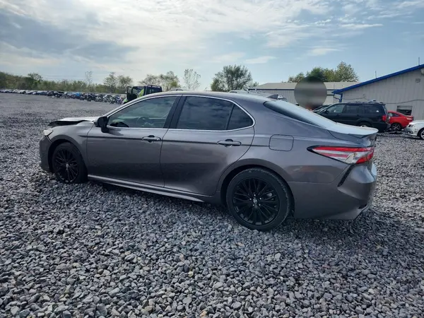 4T1B11HK0KU811032 2019 TOYOTA CAMRY - Image 2