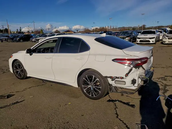 4T1B11HK0KU812147 2019 TOYOTA CAMRY - Image 2
