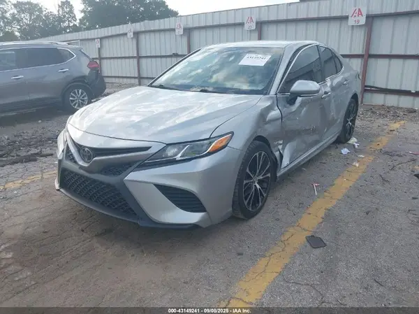 4T1B11HK0KU816697 2019 TOYOTA CAMRY - Image 2