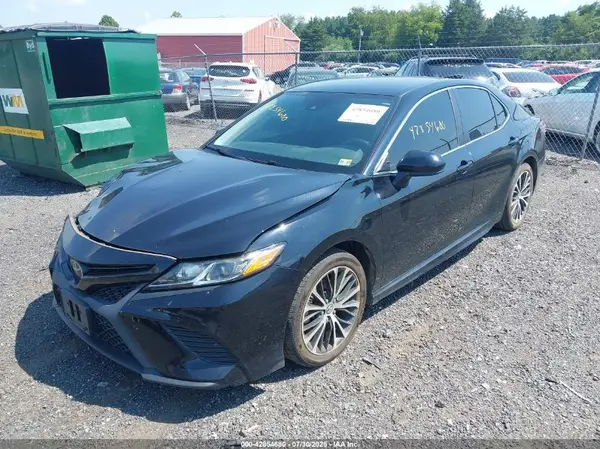 4T1B11HK0KU820474 2019 TOYOTA CAMRY - Image 2