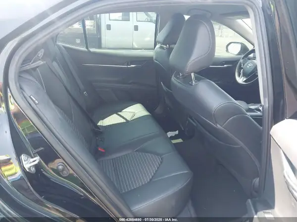 4T1B11HK0KU820474 2019 TOYOTA CAMRY - Image 8