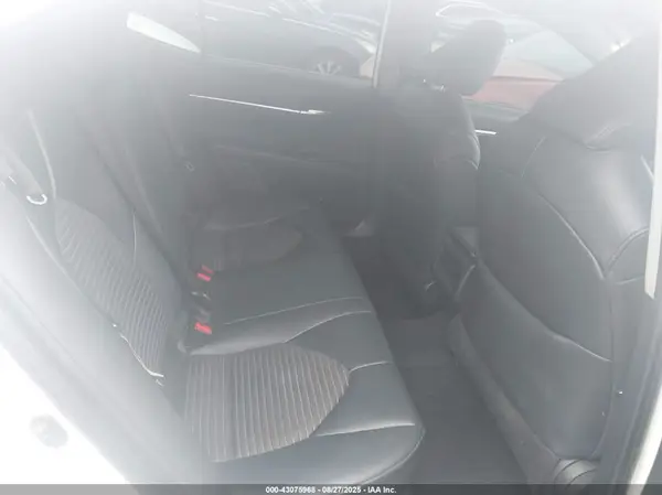 4T1B11HK0KU825979 2019 TOYOTA CAMRY - Image 8
