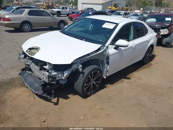 4T1B11HK0KU829904 2019 TOYOTA CAMRY - Image 2