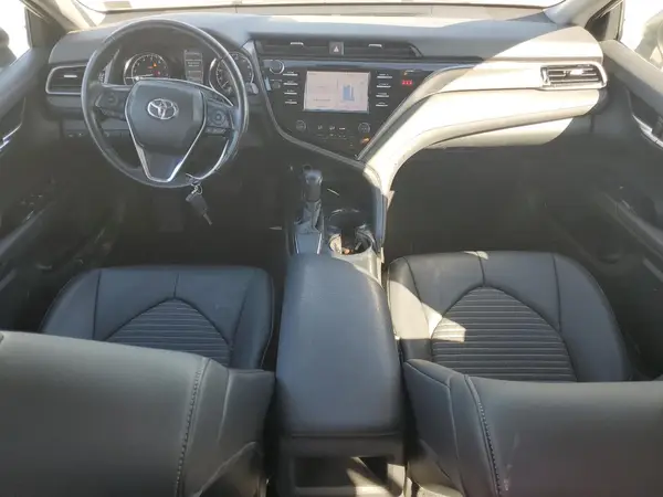 4T1B11HK0KU830163 2019 TOYOTA CAMRY - Image 8